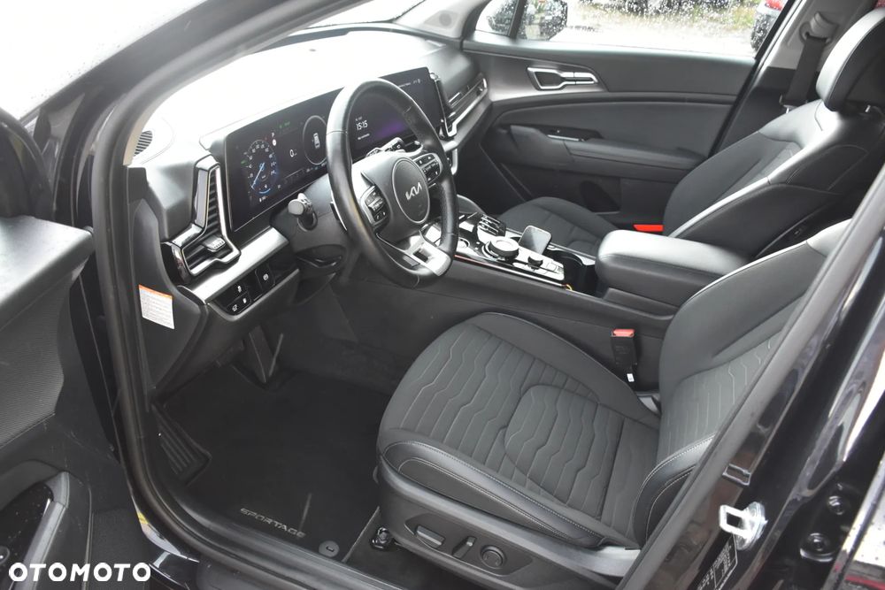Kia Sportage 1.6 T-GDI PHEV Business Line 4WD - 16