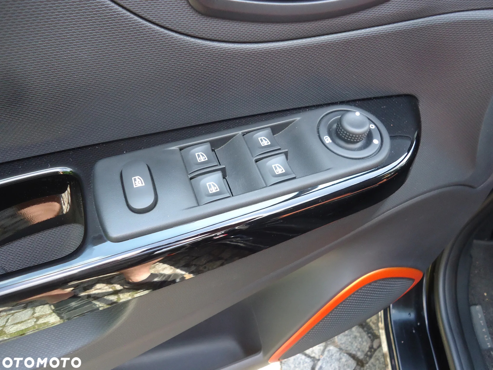 Renault Captur ENERGY TCe 120 EDC Intens - 18