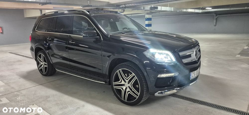 Mercedes-Benz GL 500 4Matic (BlueEFFICIENCY) 7G-TRONIC - 1