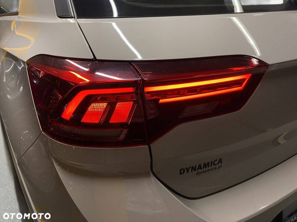 Volkswagen T-Roc - 12
