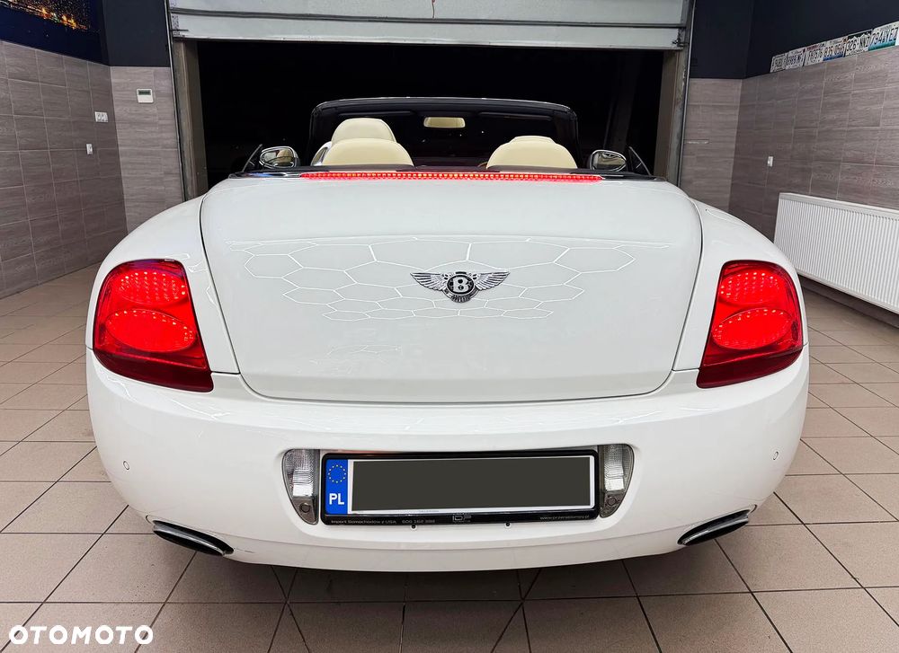 Bentley Continental GT Standard - 4
