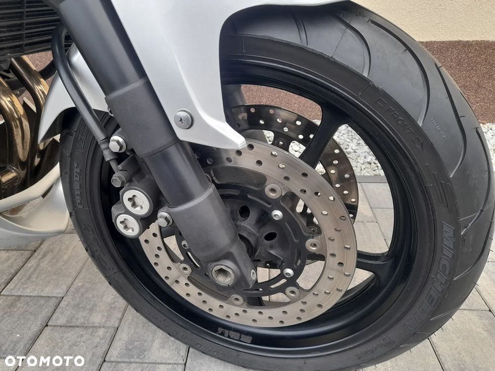 Yamaha FZ6 - 13