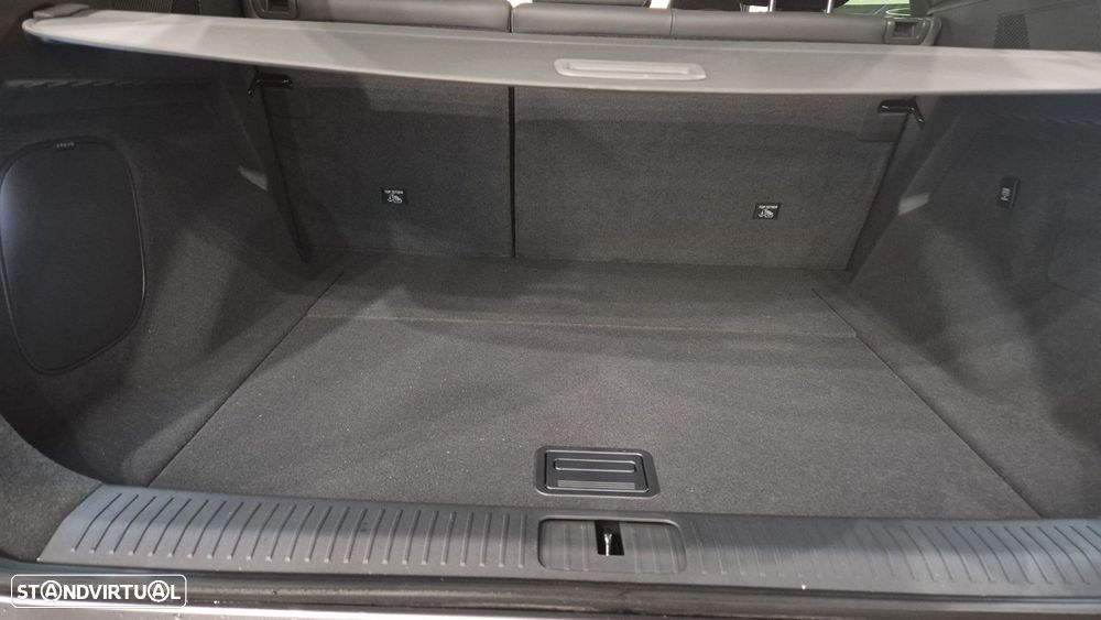 Xpeng G6 68.5 kWh Standard Range - 26