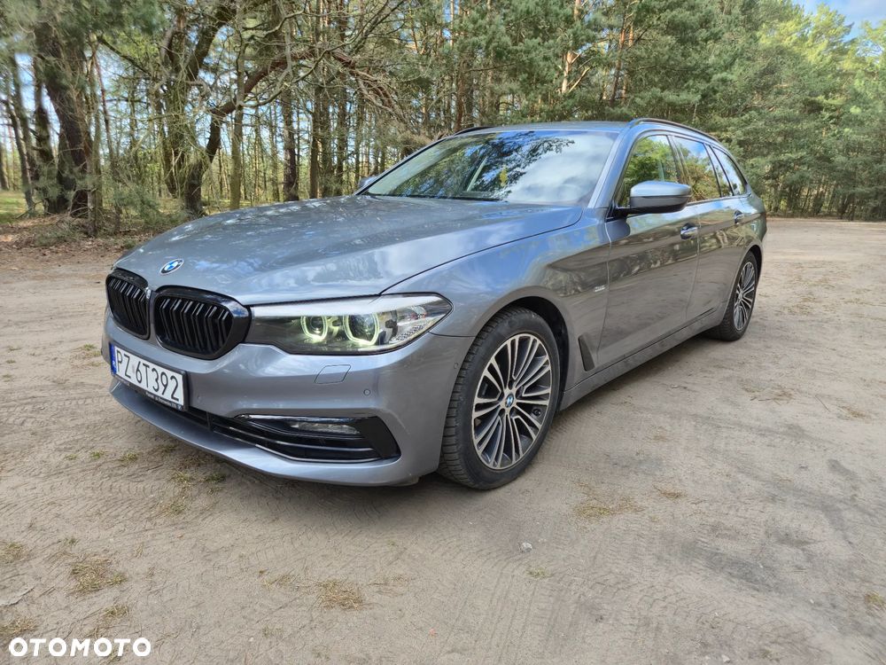 BMW Seria 5 520d Sport Line - 8