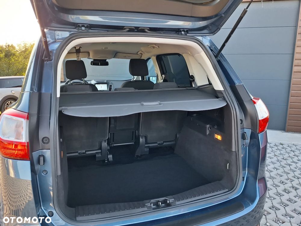 Ford Grand C-MAX - 18