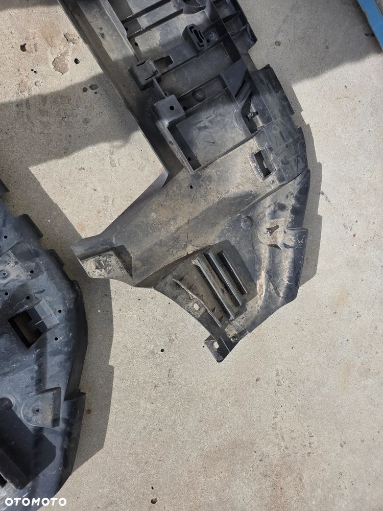 Osłona dolna pod zderzak Peugeot Expert III Citroen Jumpy III Toyota Proace III - 9