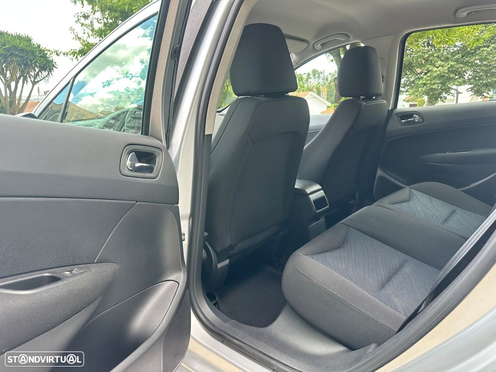 Peugeot 308 1.6 HDi Sport CVM6 - 23