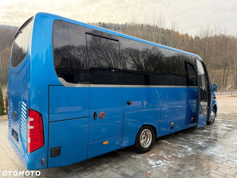 Mercedes-Benz Sprinter 519 - 3