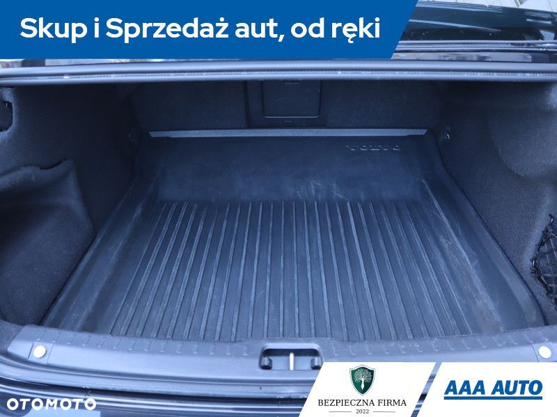 Volvo S90 - 15