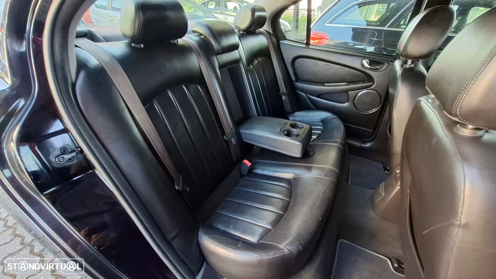 Jaguar X-Type 2.0 D Sport - 33