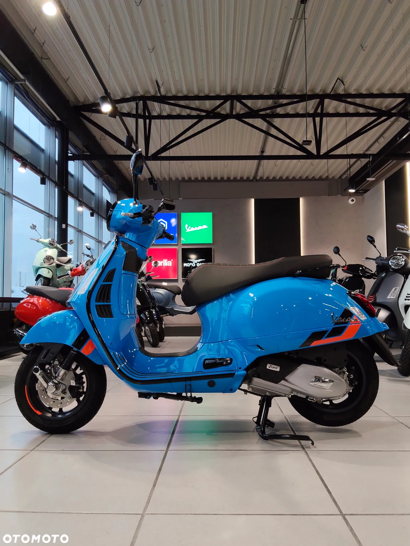 Vespa GTS - 7