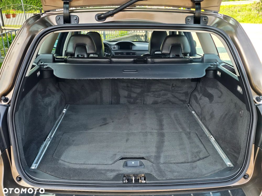 Volvo V70 D4 Geartronic Summum - 19