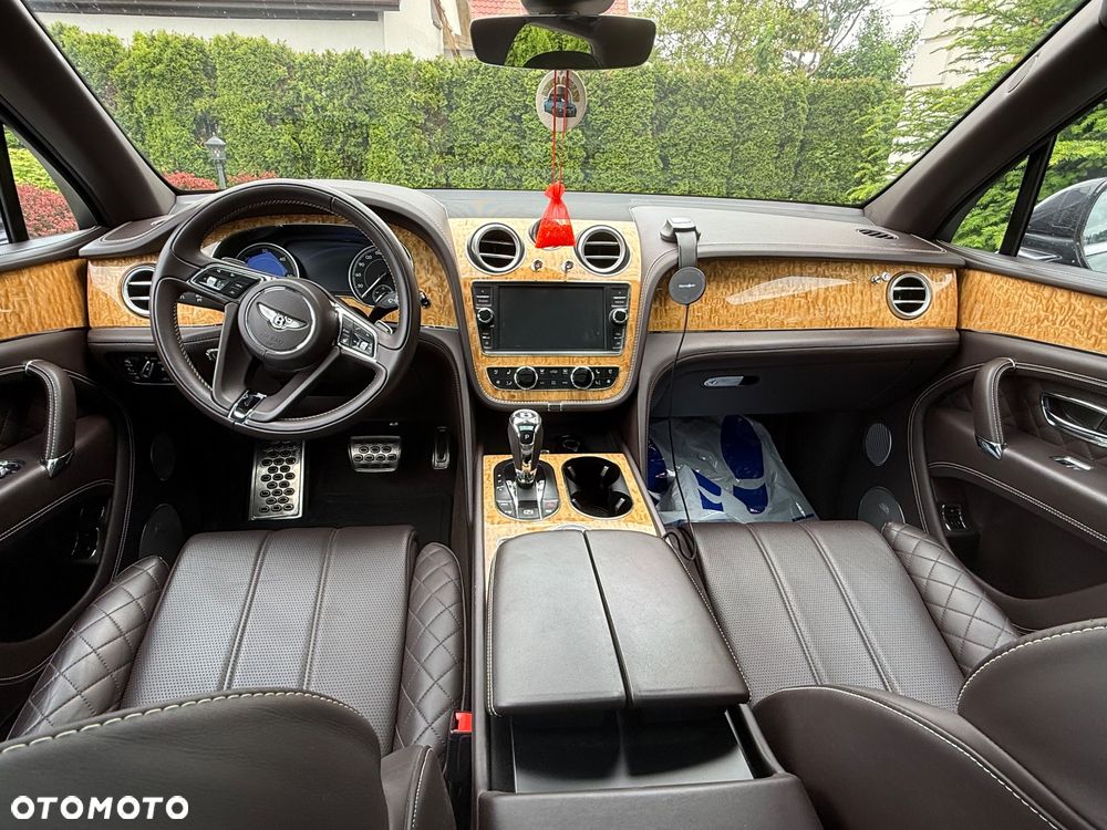 Bentley Bentayga - 15