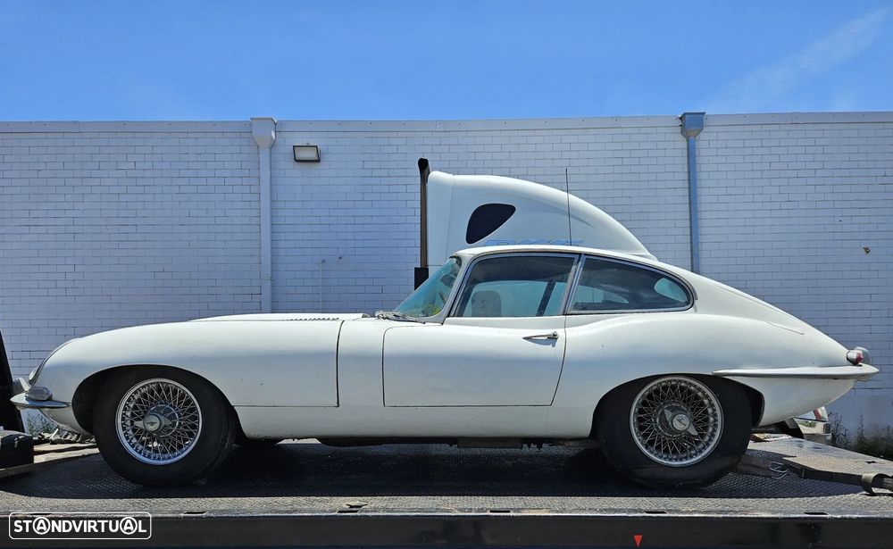Jaguar E-Type - 3