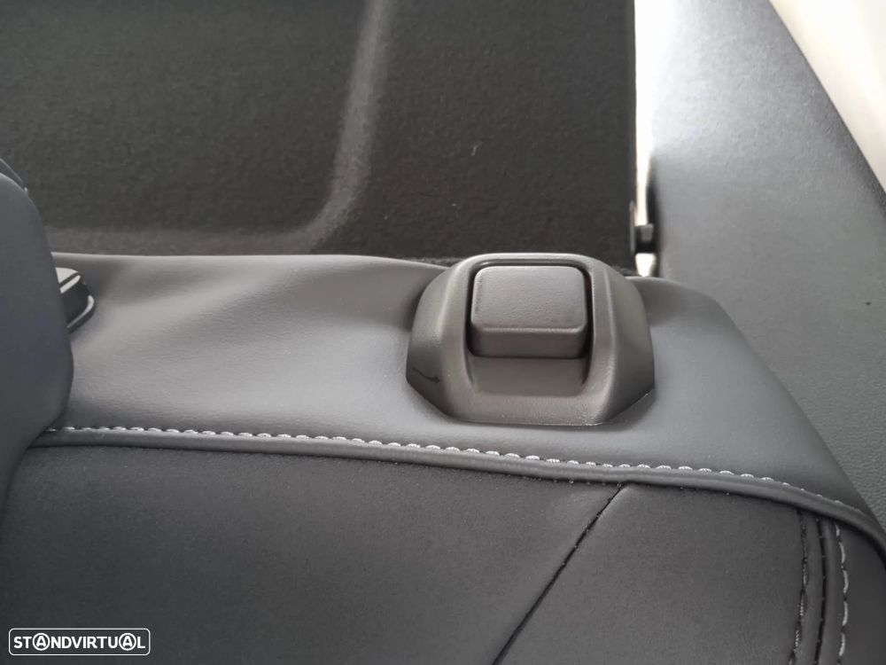 Ford Tourneo Courier 1.0 EcoBoost Active - 46