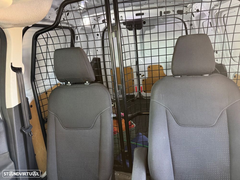 Ford Transit Connect - 6