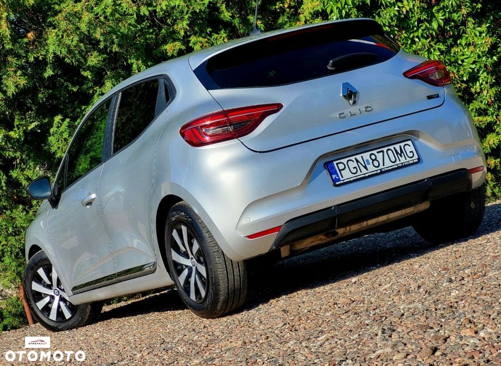 Renault Clio - 27