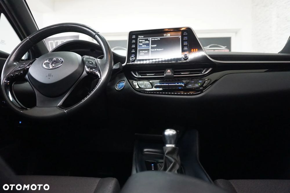 Toyota C-HR Hybrid Business-Edition - 35