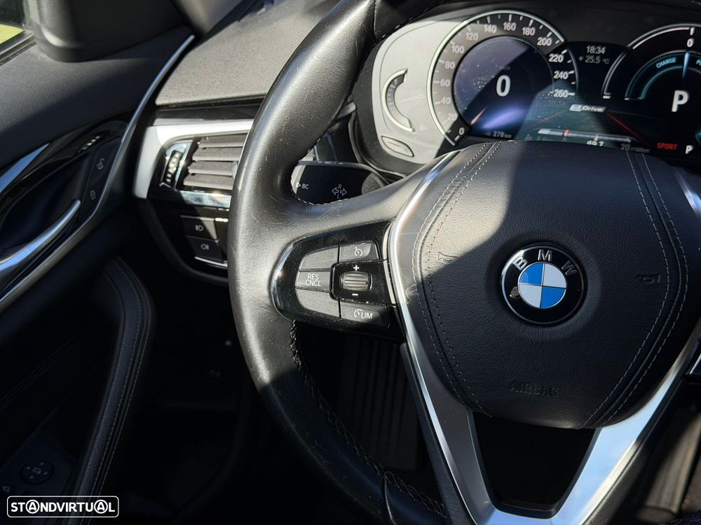 BMW 530 e iPerformance Line Sport - 31
