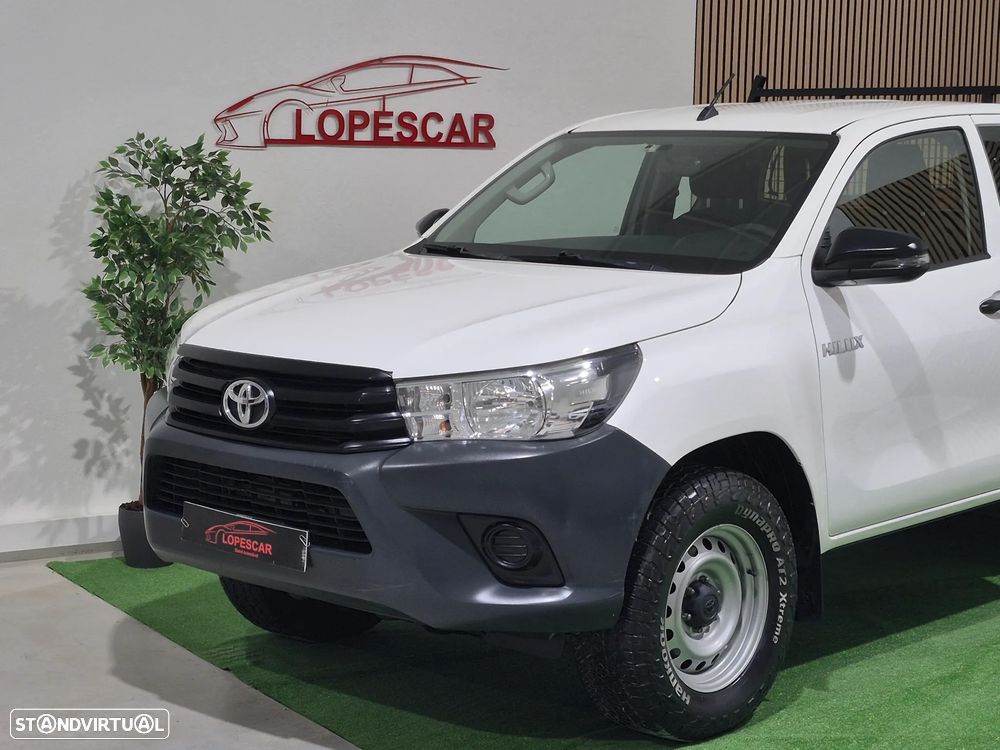 Toyota Hilux 2.4 D-4D - 2018 | GARANTIA | NACIONAL - 3 LUG - 2