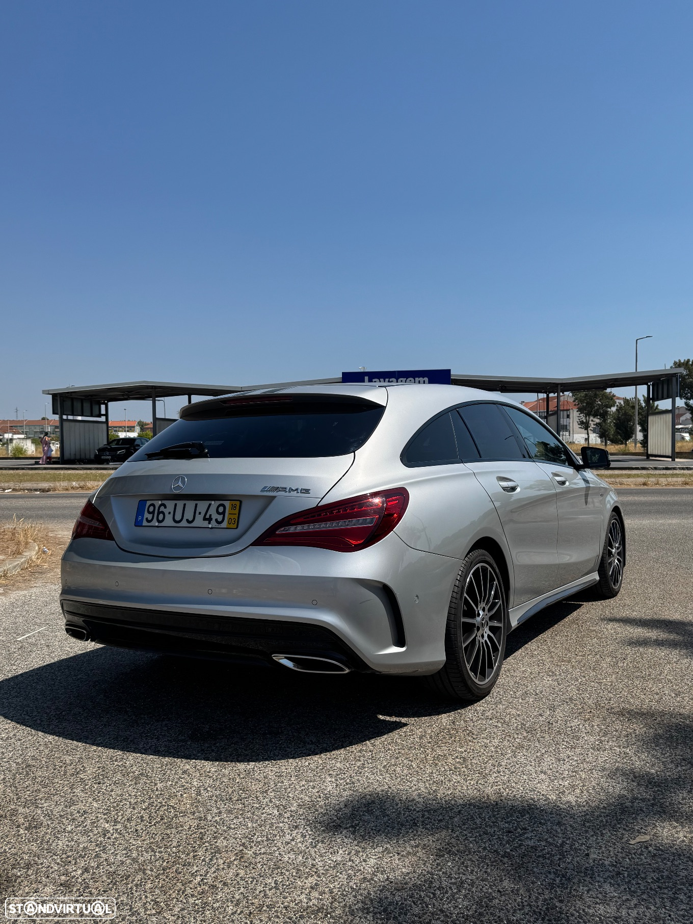 Mercedes-Benz CLA 180 d Shooting Brake AMG Line Aut. - 5