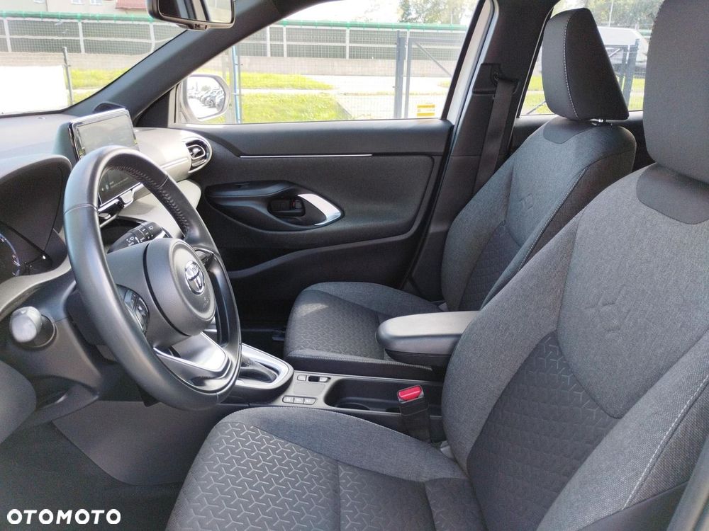 Toyota Yaris Cross Hybrid 1.5 Comfort - 12