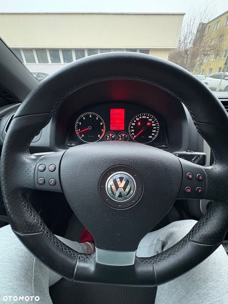 Volkswagen Scirocco - 25