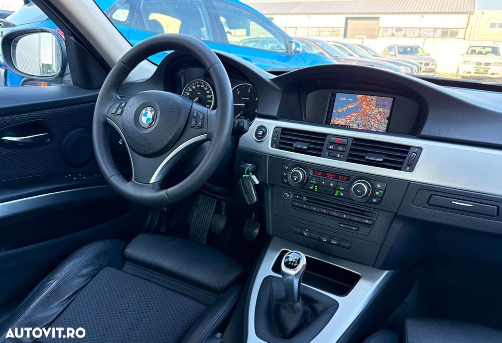 BMW Seria 3 320d xDrive DPF - 9