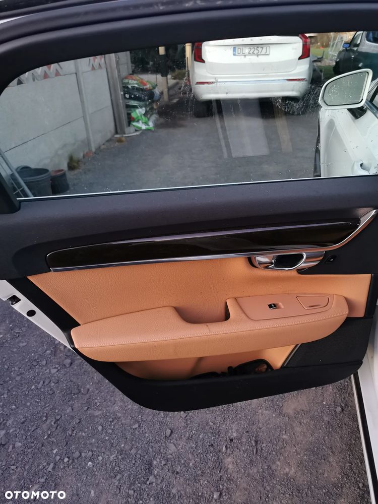 Volvo S90 T5 Momentum - 17