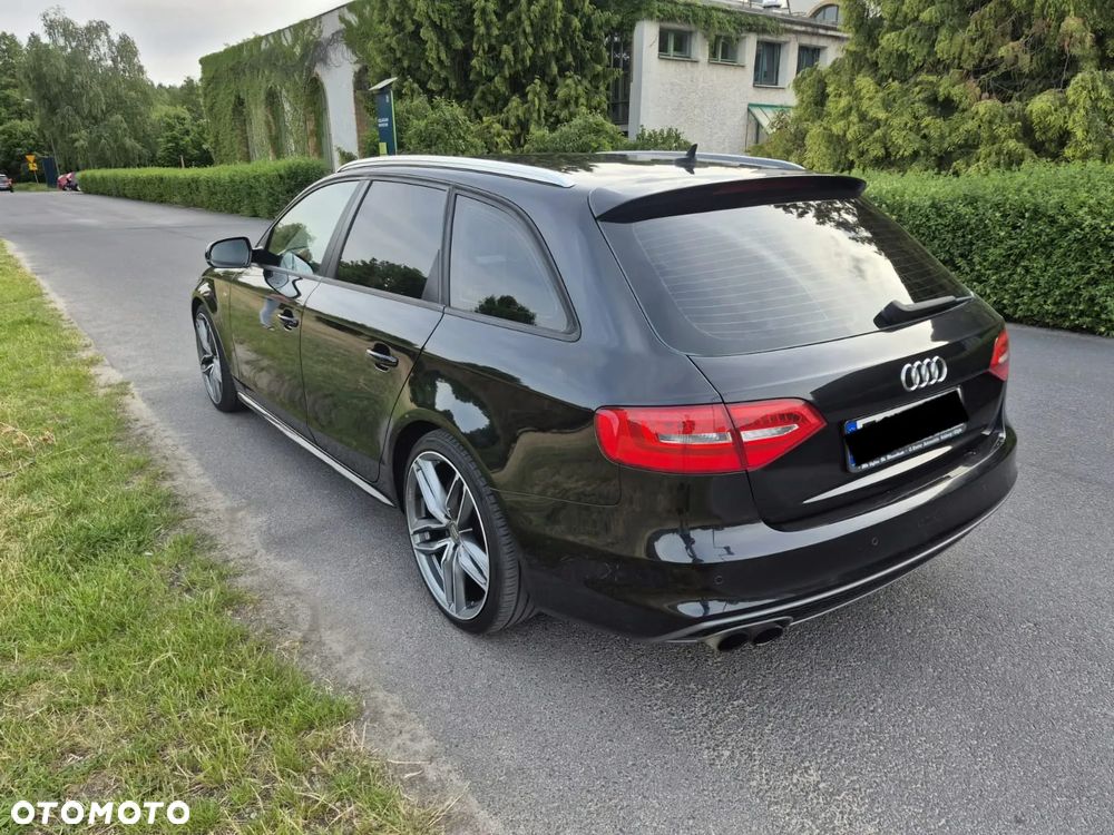 Audi A4 Avant 2.0 TDI DPF S line Sportpaket - 5