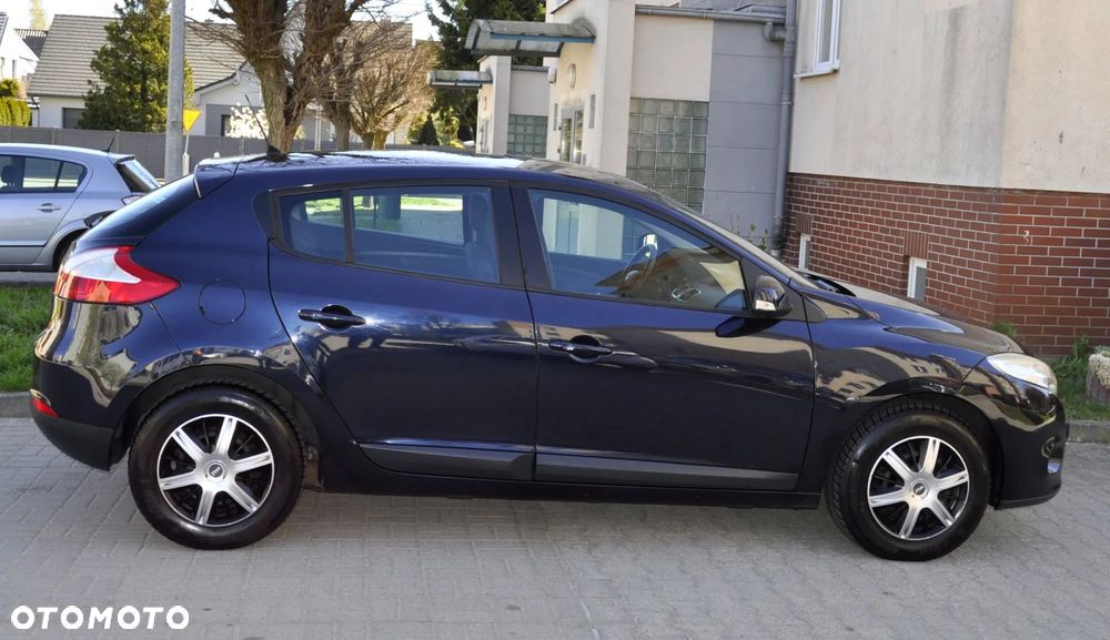 Renault Megane 1.6 16V 100 Authentique - 5