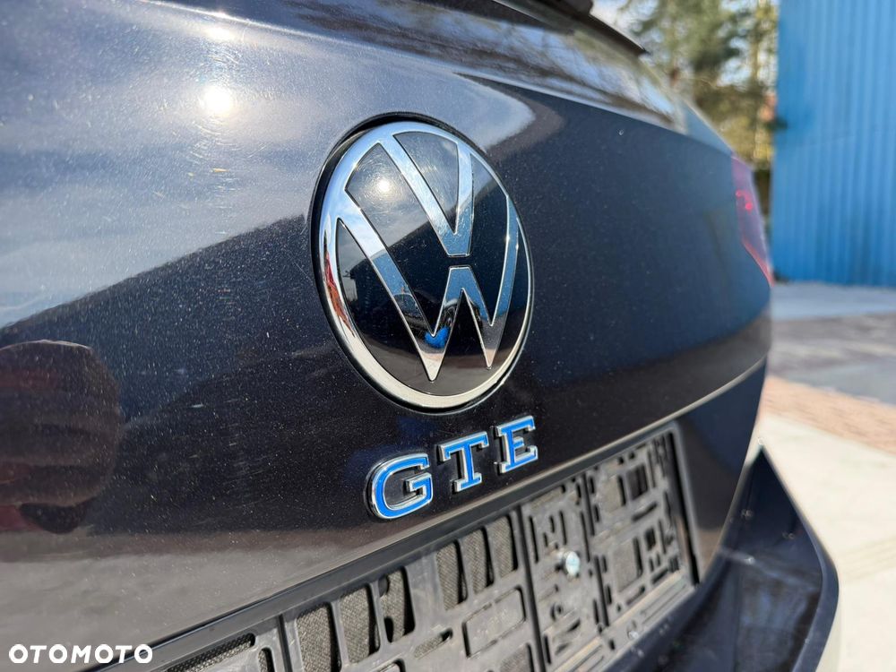 Volkswagen Passat - 10