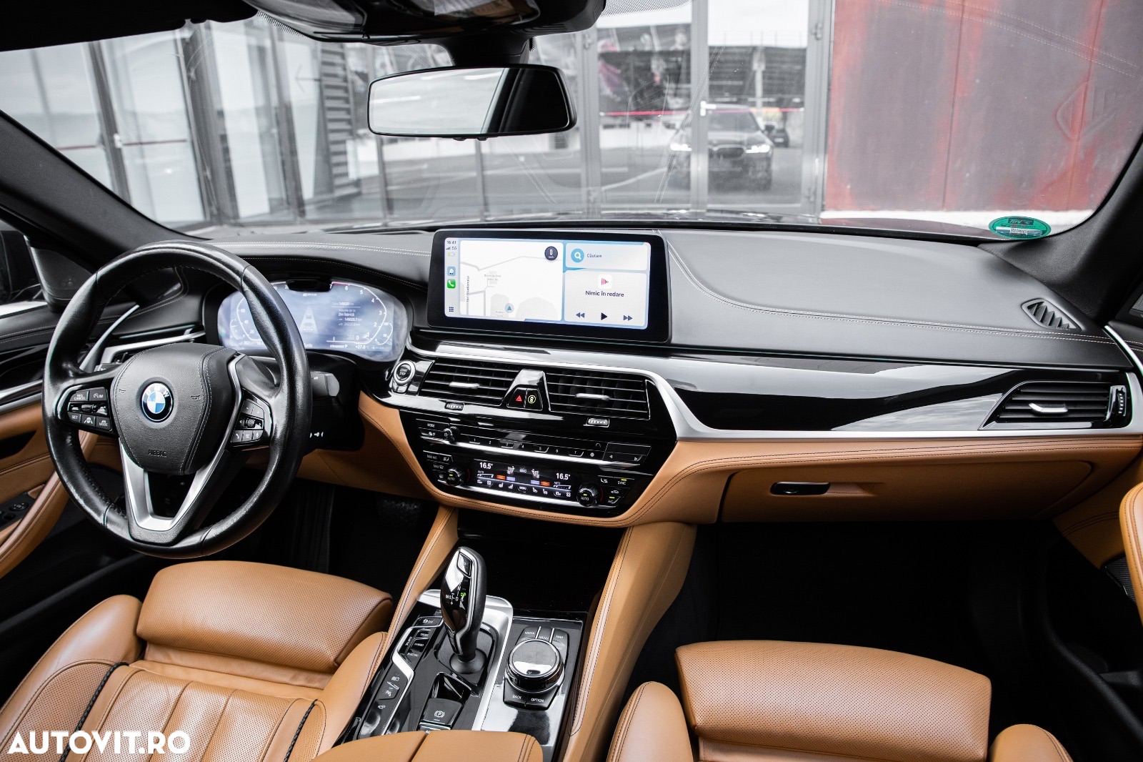 BMW Seria 5 530e xDrive Aut. Luxury Line - 34