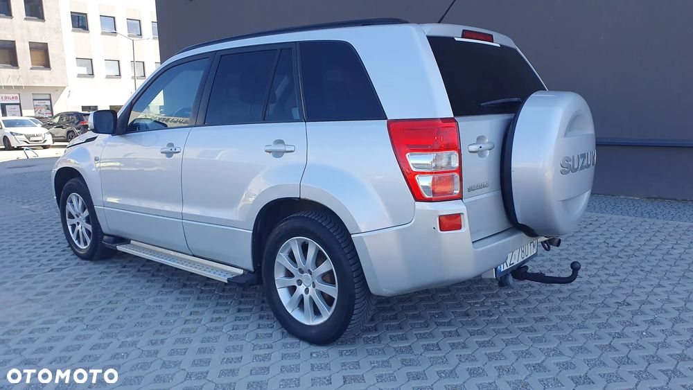 Suzuki Grand Vitara 2.0 De Luxe - 3