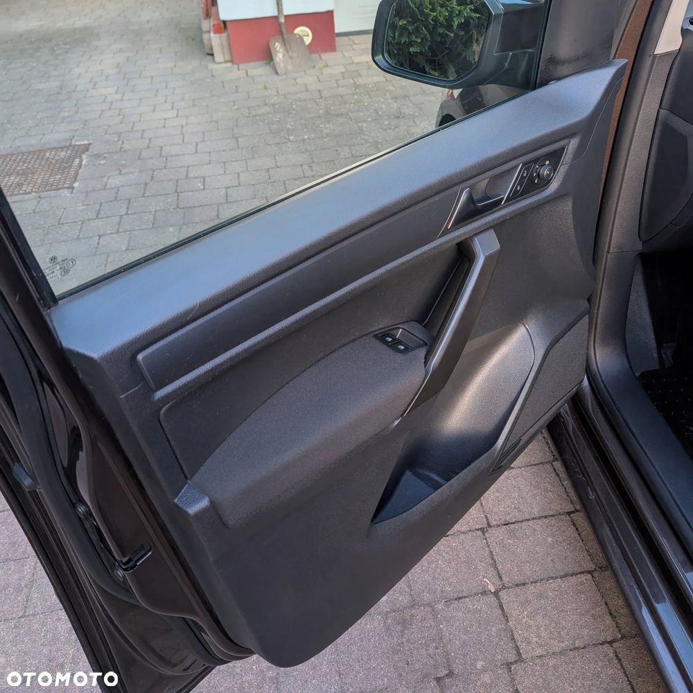 Volkswagen Caddy Maxi 1.4 TSI Trendline - 10