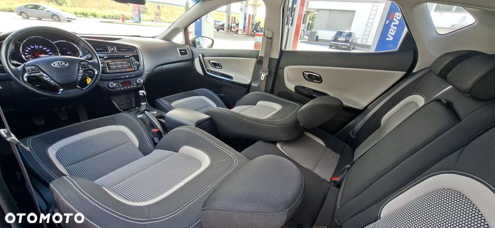 Kia Ceed 1.6 GDI L - 19