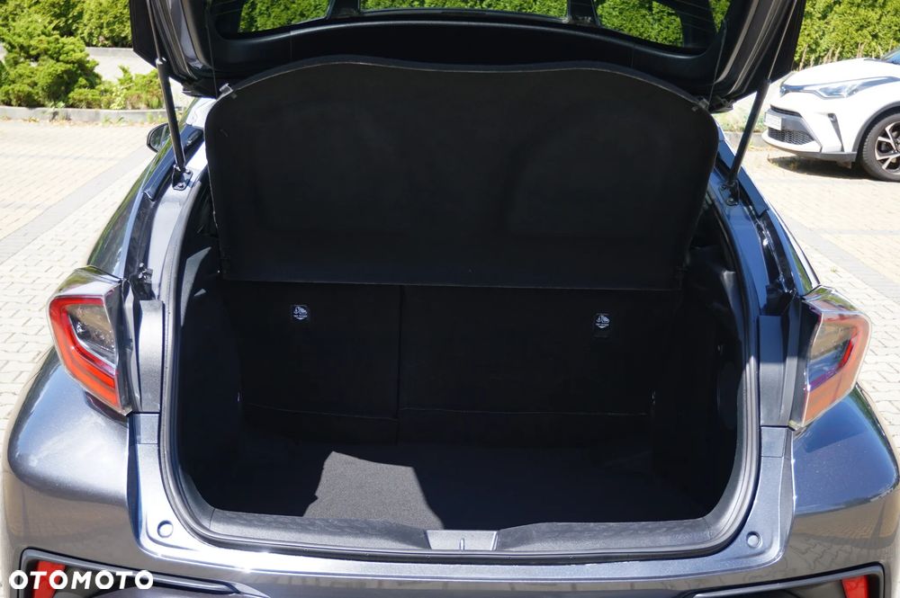 Toyota C-HR Business-Edition - 19
