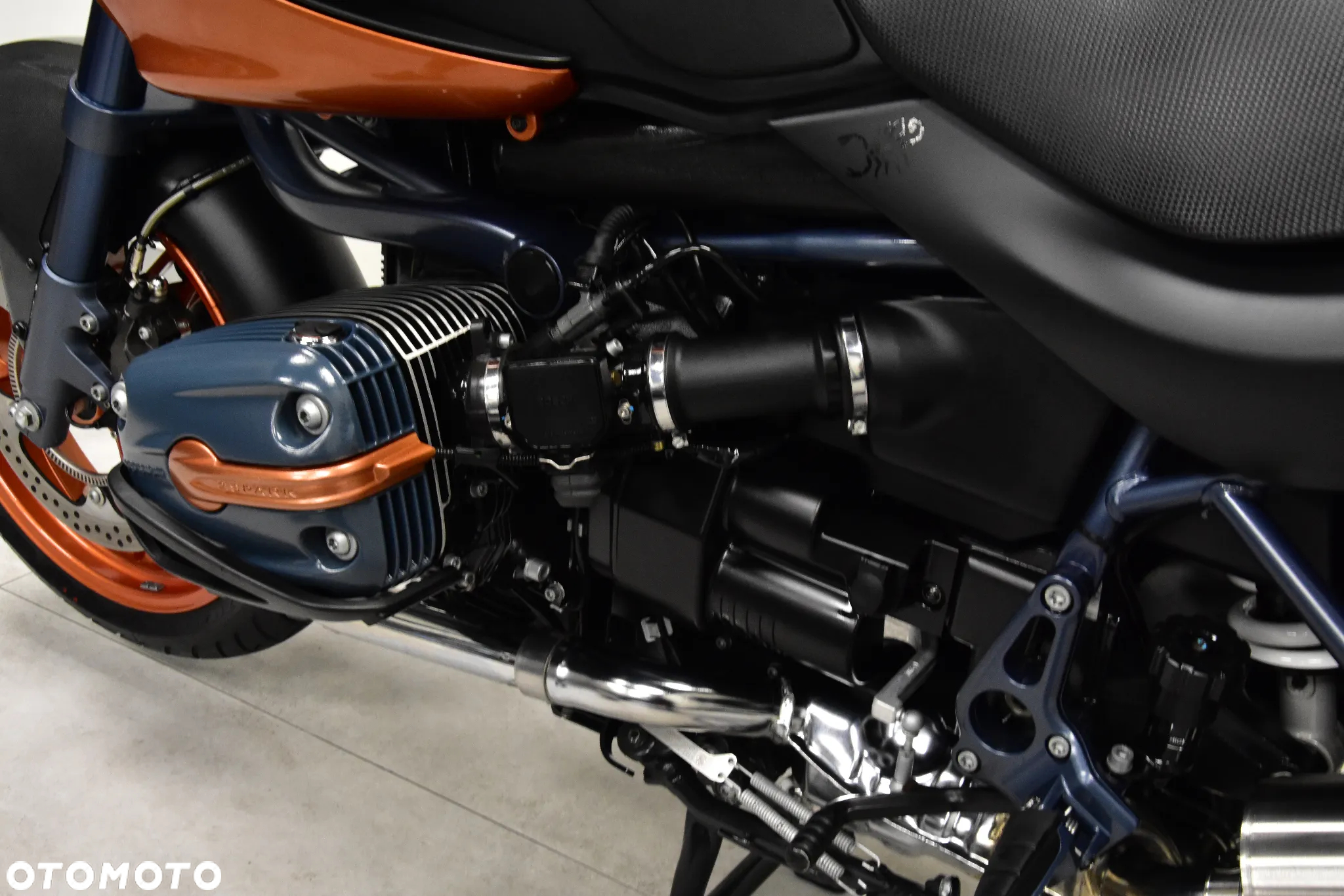 BMW R - 38