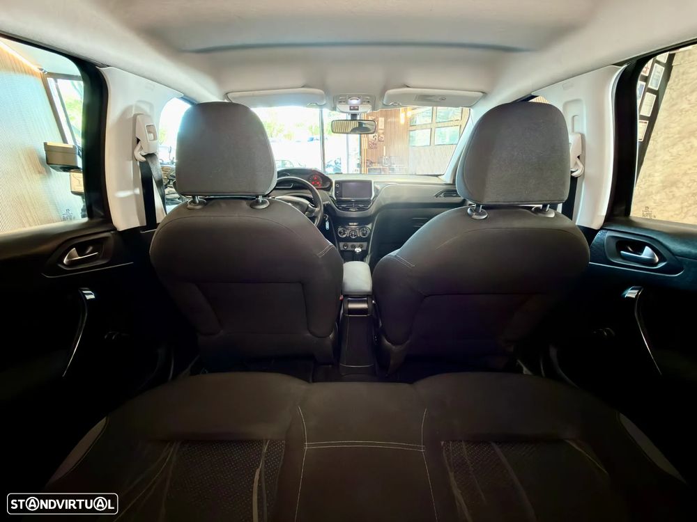 Peugeot 208 e-HDi 68 EGS5 Stop&Start Active - 19