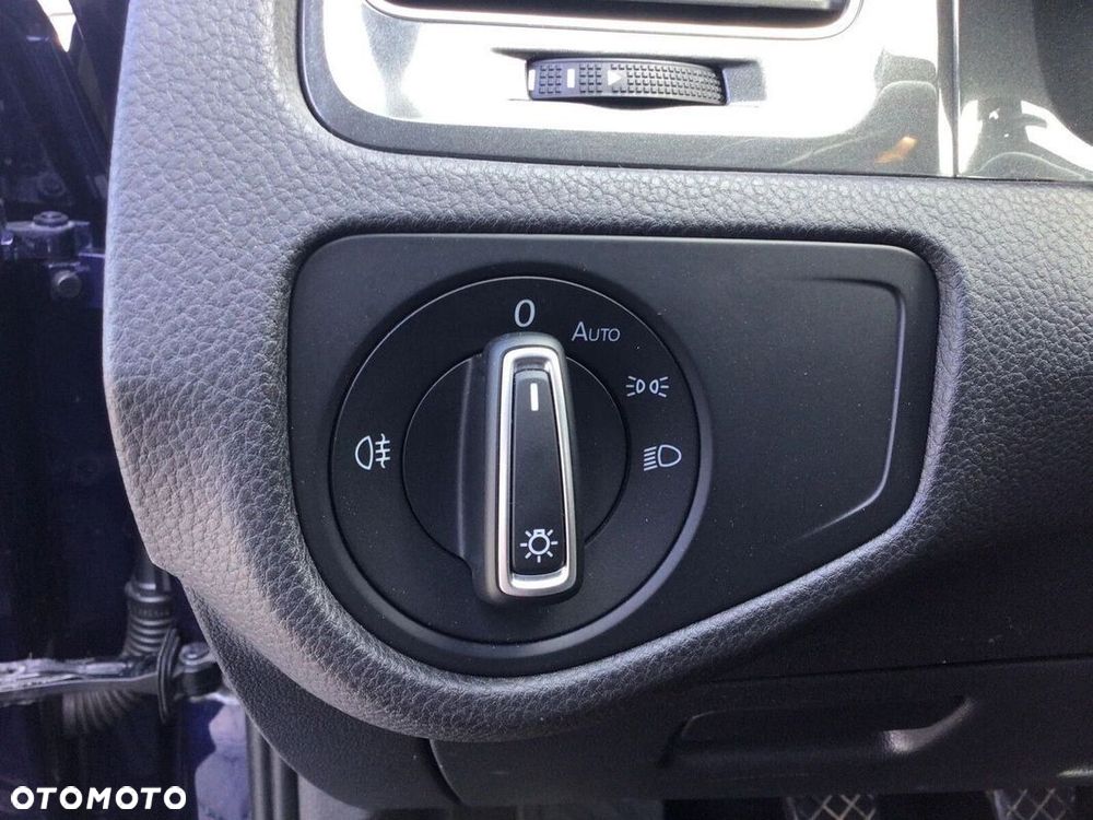 Volkswagen Golf VII 1.6 TDI BMT Comfortline - 18