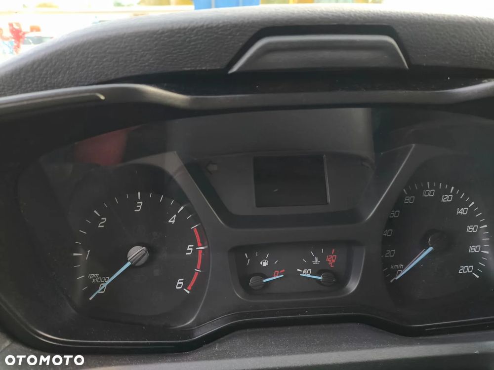 Ford Transit - 15