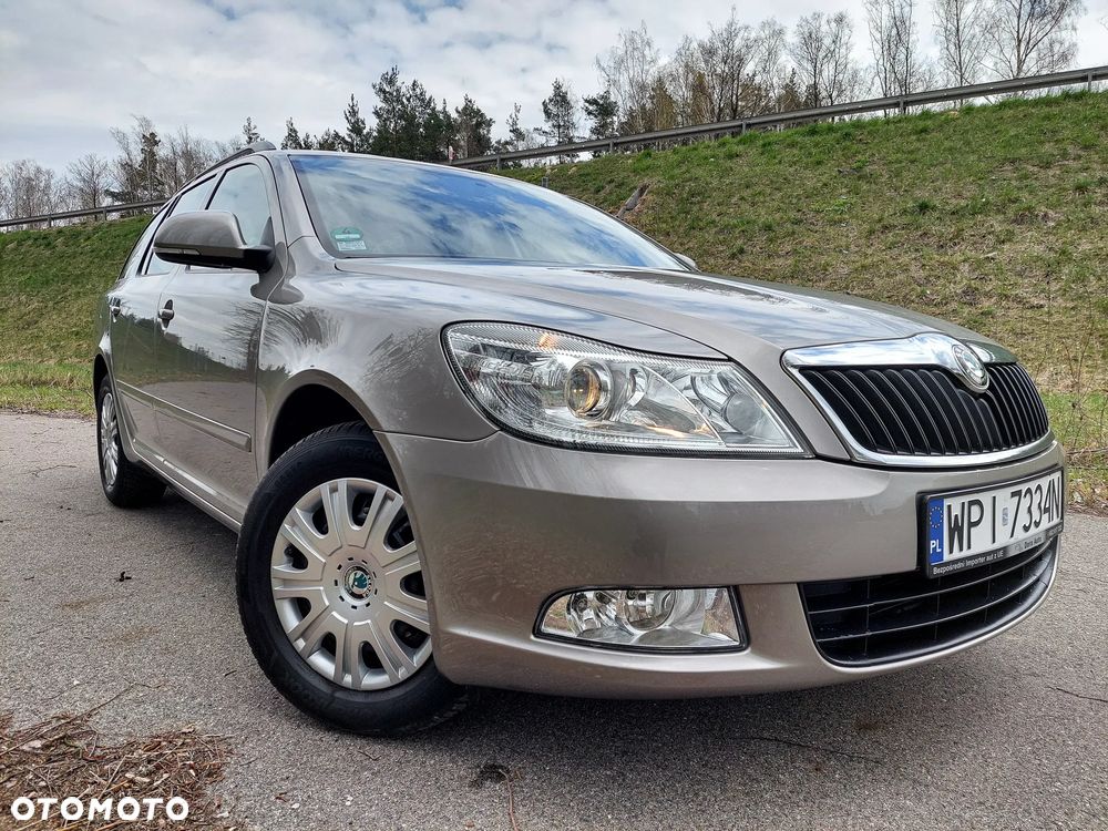 Skoda Octavia 1.6 Combi Style - 1