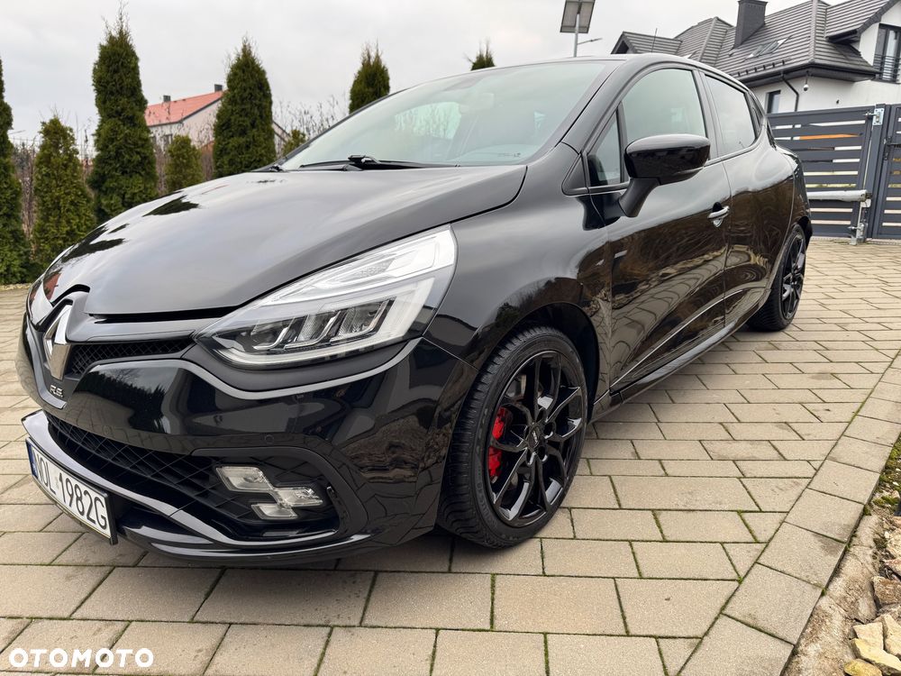 Renault Clio TCe 200 EDC Sport R.S - 19