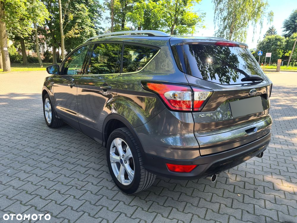 Ford Kuga 2.0 TDCi AWD Titanium - 4