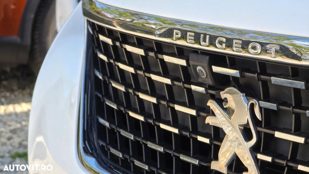 Peugeot 3008 PureTech 130 Stop & Start GPF EAT8 Crossway - 33