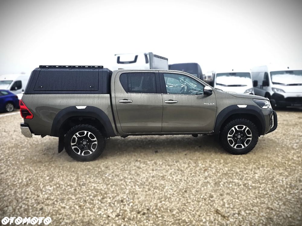 Toyota Hilux 2.8 D-4D Double Cab SR5+ 4x4 - 9