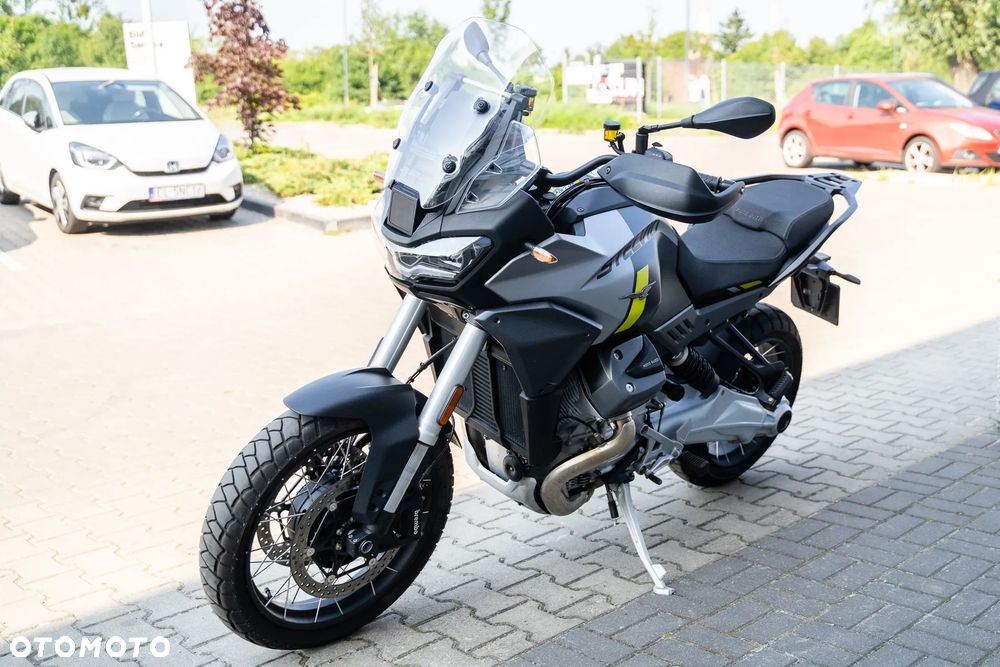 Moto Guzzi Stelvio - 3