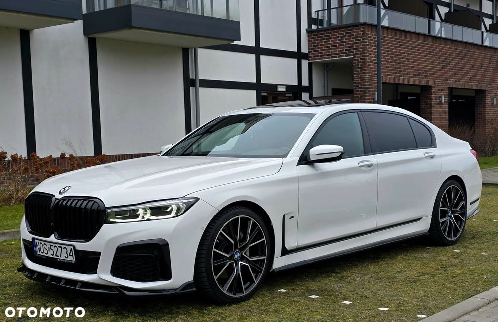 BMW Seria 7 740Li xDrive - 31