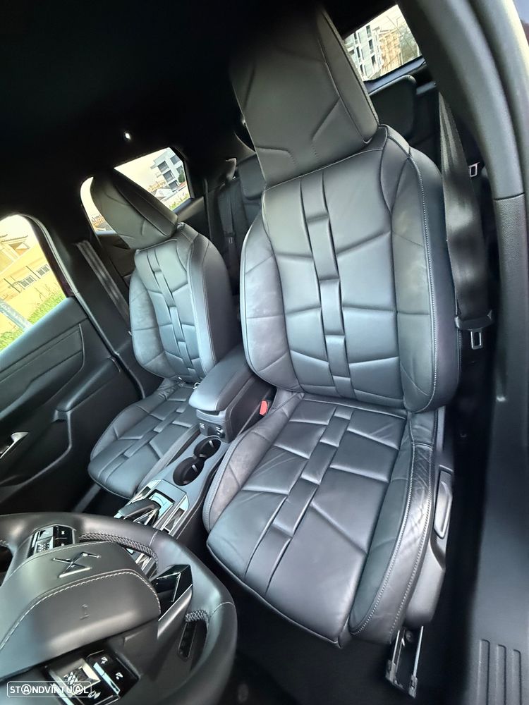 DS DS3 Crossback E-TENSE PERFORMANCE LINE + - 11