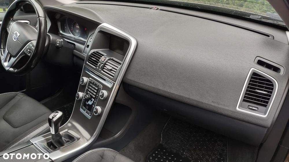 Volvo XC 60 - 16